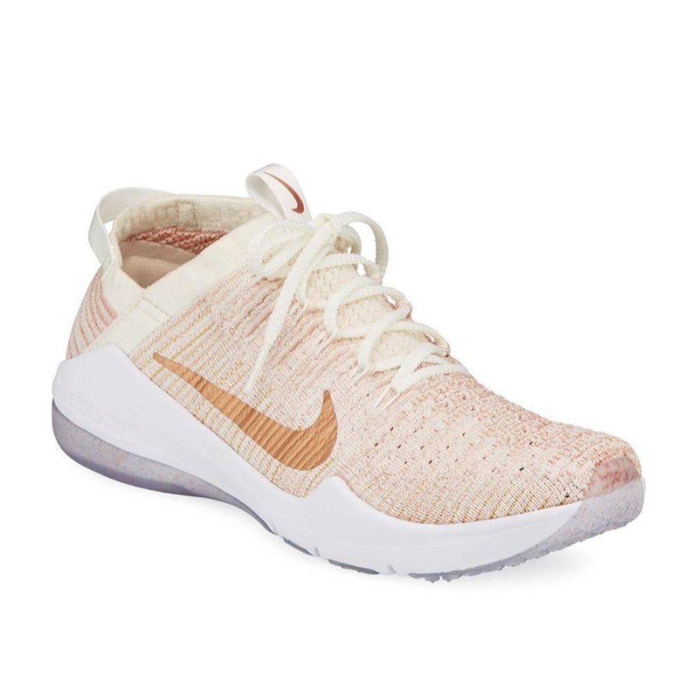 Nike Zoom Fearless Flyknit 2 Metallic Womens Size: 6.5